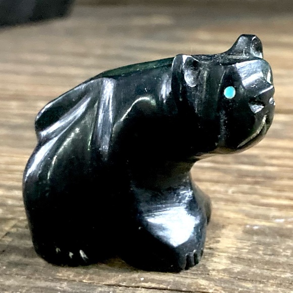 Vintage ZUNI Native American Hand Carved Fetish Turquoise Eyes DAVID CHAVEZ - Picture 2 of 10